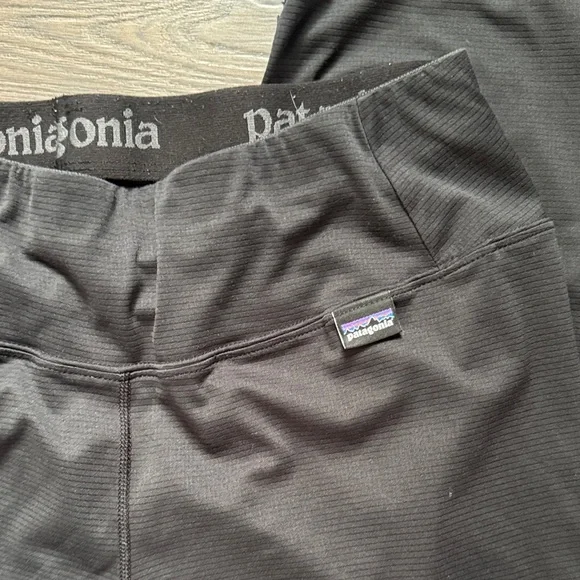 Women’s Patagonia LightWeight Capilene Baselayer Black Medium long Underwear - Picture 3 of 4